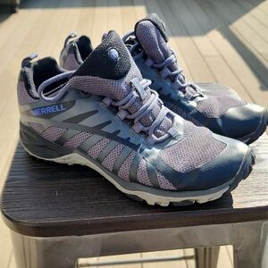 (8.5) Merrell Women's Athletic Shoes Gorpcore Athleisure Hiking Camping Fishing